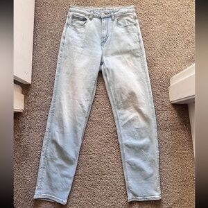 American Eagle Mom Jean Size 4